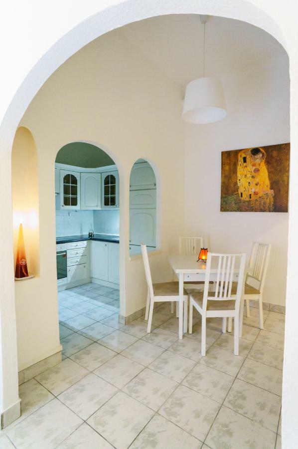 Budapest Kingdom Apartment Central & Car Parking On-Site & Aircon & Quiet & Family Friendly Exterior photo